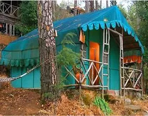 Camp Potters Hill Hotel